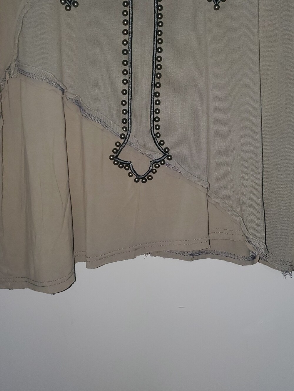 POL Studded Cross Accent Taupe Women's Tee - Picture 6 of 6